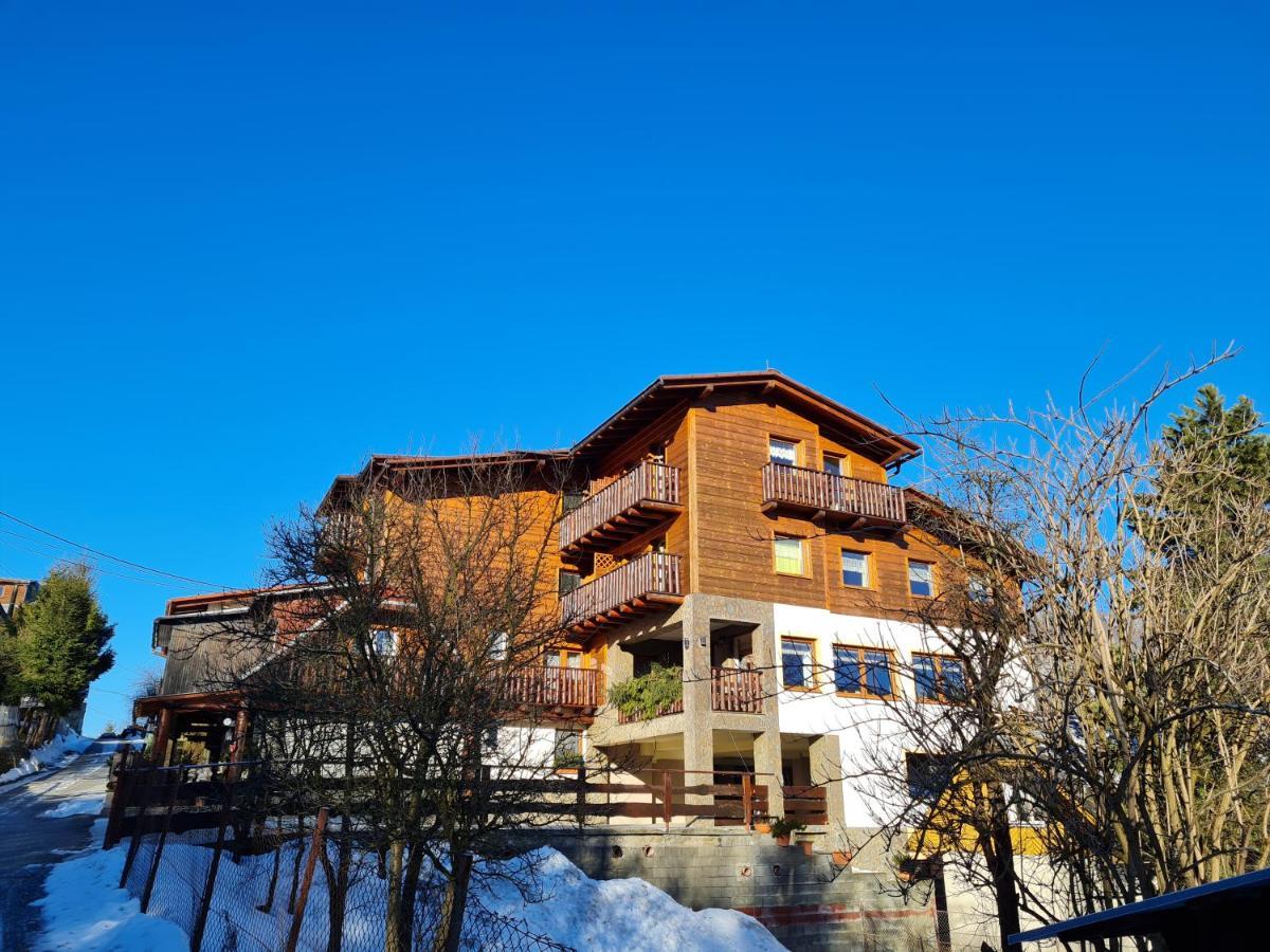 Penzion Mala Fatra U Durka Жилина Екстериор снимка