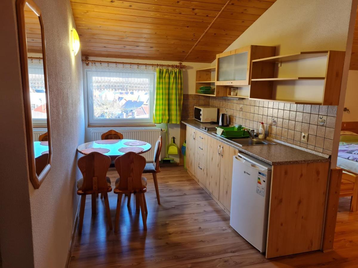Penzion Mala Fatra U Durka Жилина Екстериор снимка